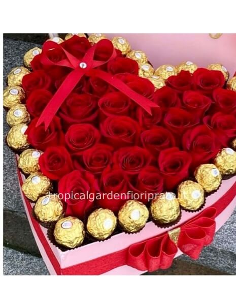 Flower box - cuore caldo con rose  rosse
